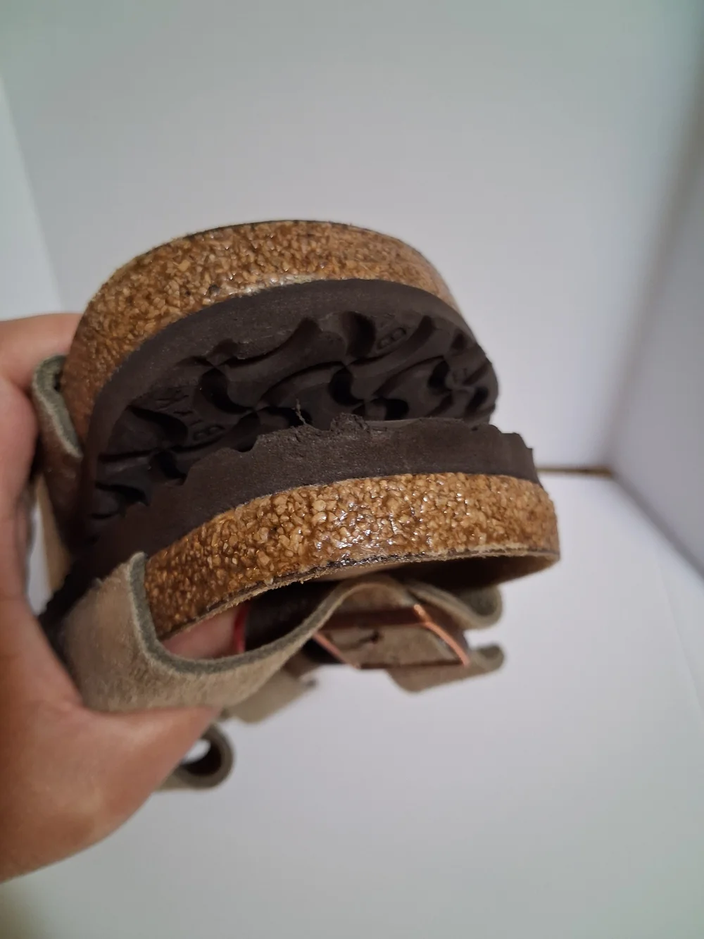 Birkenstock Unisex Arizona Suede Sandal — Taupe NWOT